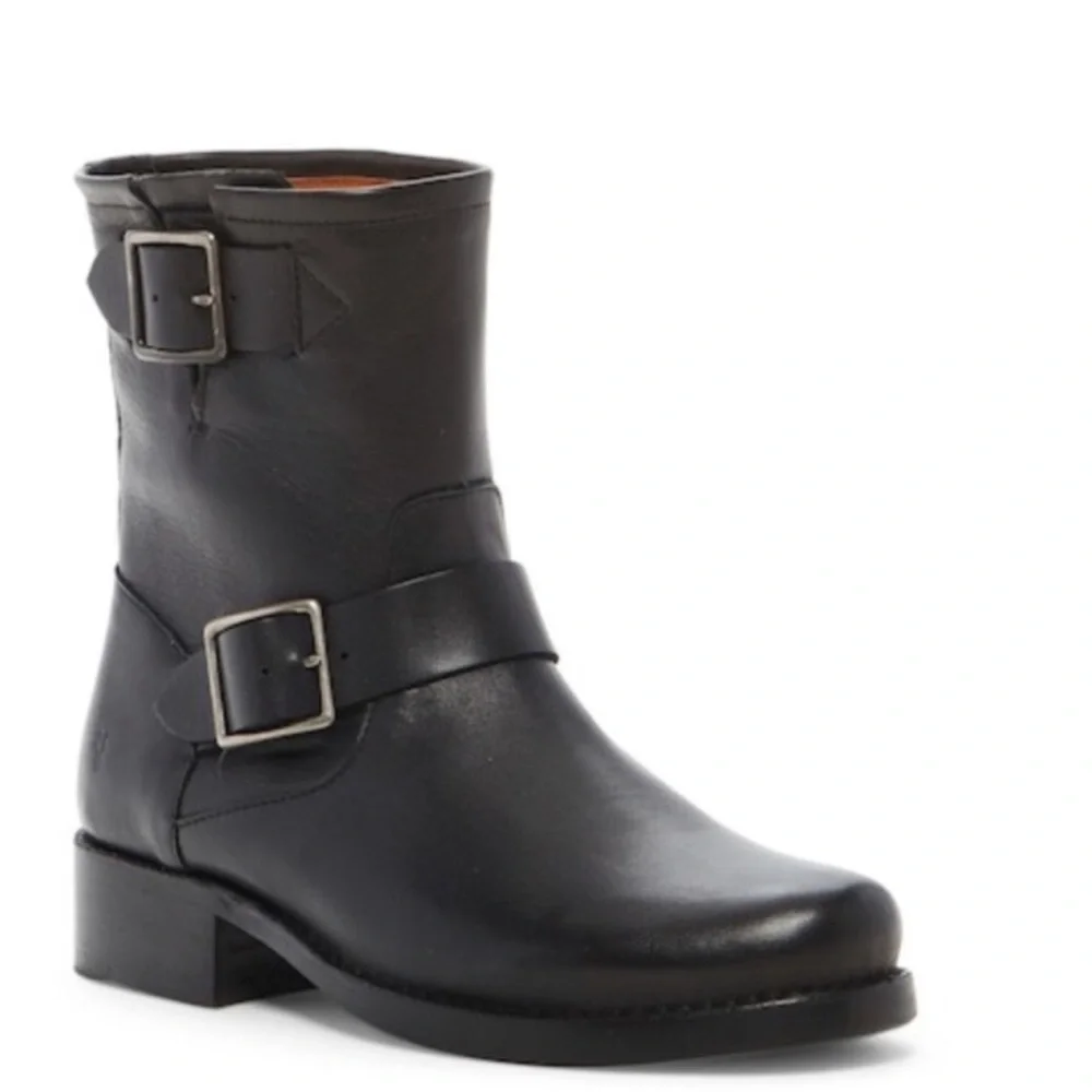 Frye Vicky Engineer Black Leather Boots Women’s Sz‎ 7.5
